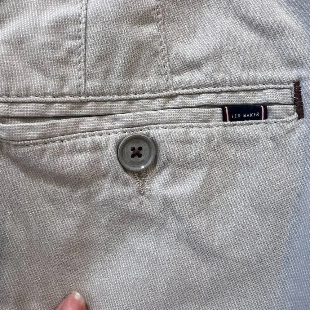 Ted Baker London Chino Shorts Mens 36R Beige 9